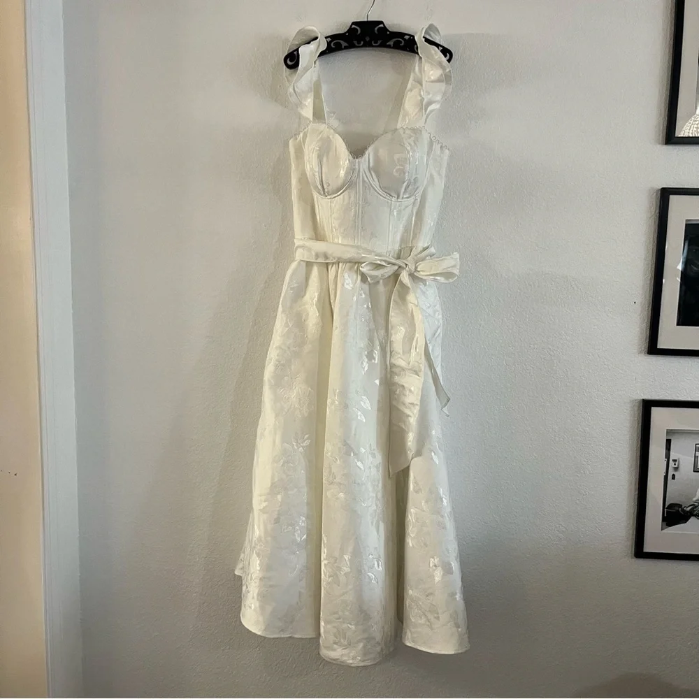 V. Chapman White Midi Dress - Picture 7 of 12